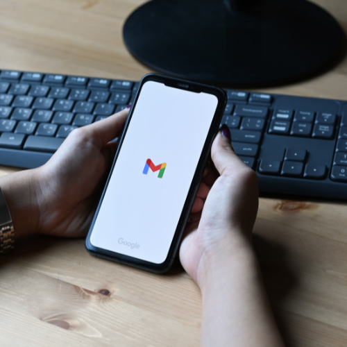 a cell phone with a gmail opening screen