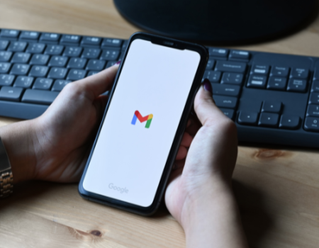 a cell phone with a gmail opening screen